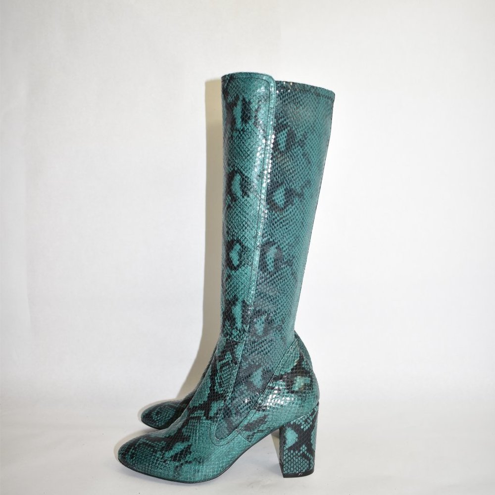 $850 Stuart Weitzman Livia 80 Emerald Python Prin… - image 4